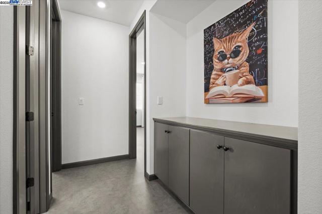 5483 Melissa Ln, Dublin CA: https://media.crmls.org/mediaz/2f5e0acf-c852-4632-b3f9-75d0e0c1b453.jpg