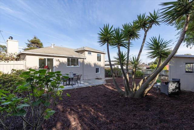 137 Adrian Avenue, South San Francisco CA: https://media.crmls.org/mediaz/2f5e7b44-0fe1-452d-b22c-179ff6bc7a60.jpg