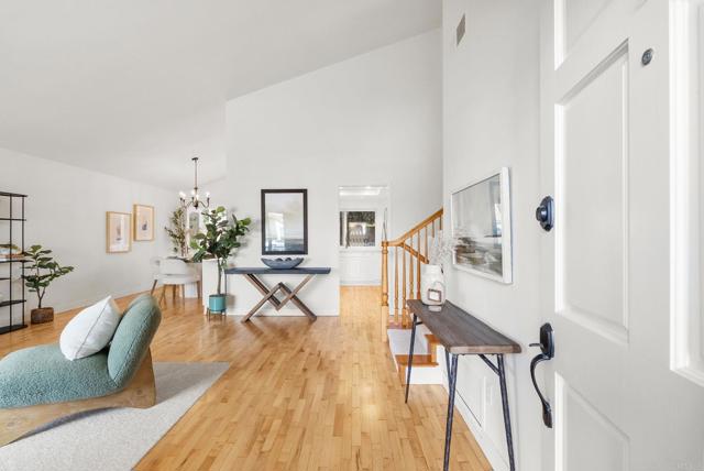 14592 Oak Avenue, Irvine CA: https://media.crmls.org/mediaz/2f5e80f0-a44e-4640-aaa0-b4cdf6087347.jpg