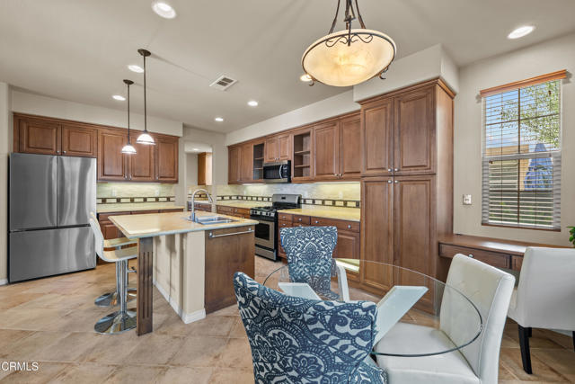 Detail Gallery Image 12 of 54 For 510 Sanddollar Ln, Port Hueneme,  CA 93041 - 3 Beds | 3/1 Baths