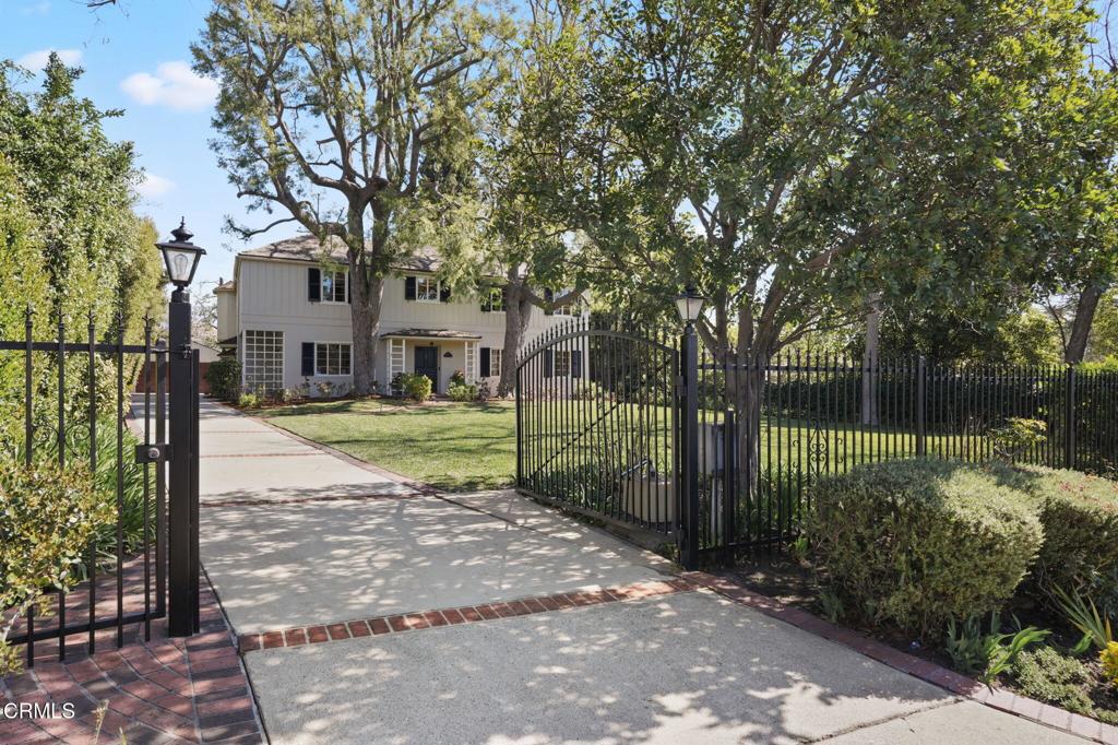 980 El Campo Drive