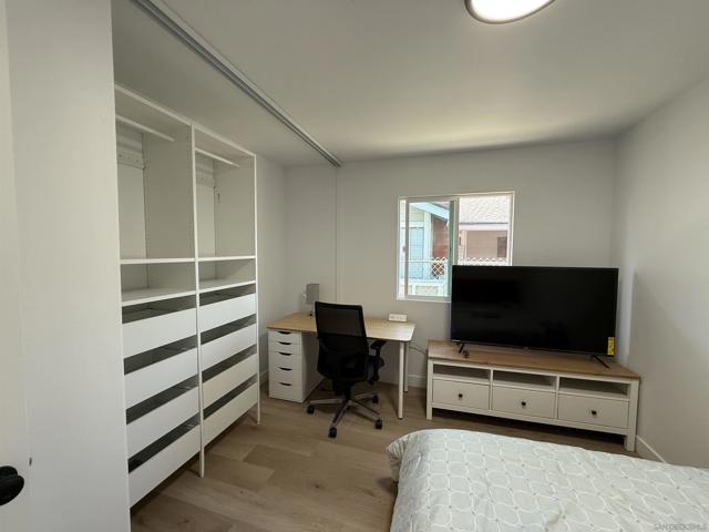 Image 21 of 29 For 664 Carefree Dr  1