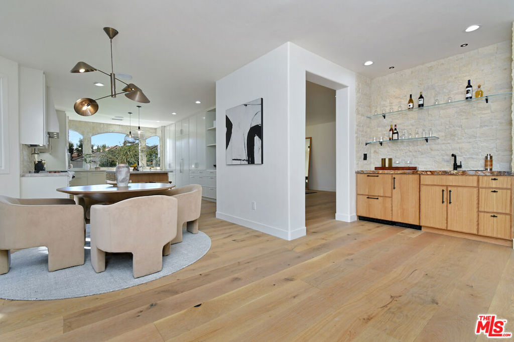 MLS #26858919 image #18