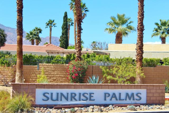 1181 Sunflower Lane, Palm Springs CA: https://media.crmls.org/mediaz/2f62c80e-538c-4812-9fc3-c78b8c3e229b.jpg