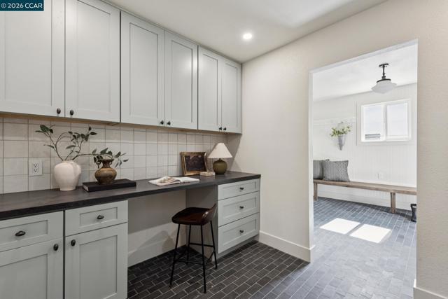 Image 44 of 60 For 3085 Avellano Drive