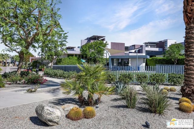 431 Suave Lane, Palm Springs, CA 92262