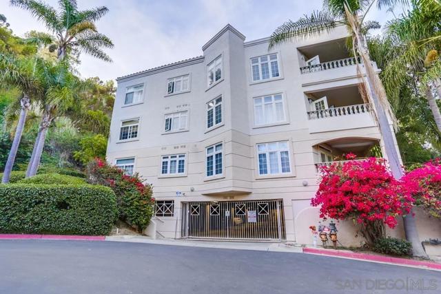 2888 Torrey Pines Rd, La Jolla CA: https://media.crmls.org/mediaz/2f65dc78-0ed3-40db-a6ec-099064683efc.jpg