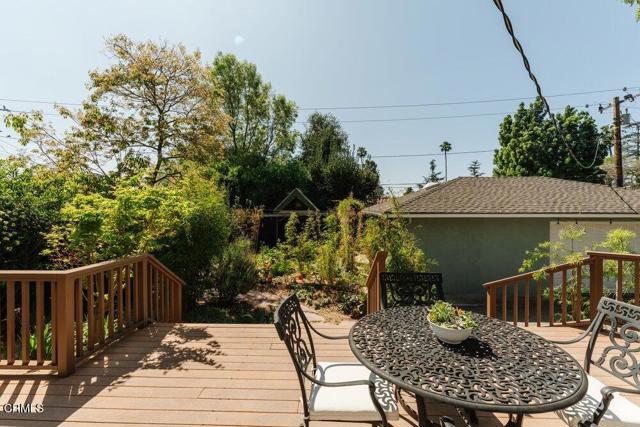 Detail Gallery Image 35 of 45 For 1300 Meadowbrook Rd, Altadena,  CA 91001 - 3 Beds | 2 Baths