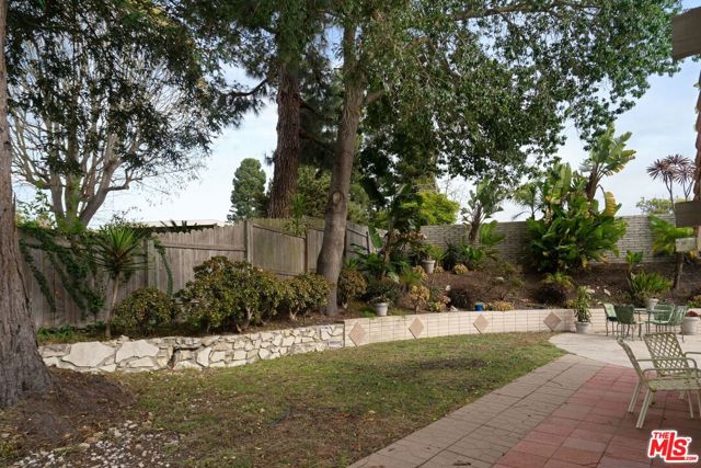 6847 Crest Road, Rancho Palos Verdes, California 90275, 4 Bedrooms Bedrooms, ,3 BathroomsBathrooms,Residential,Sold,Crest,25498791