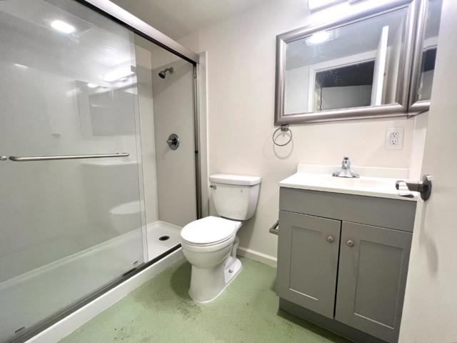 65 Lausanne Avenue, Daly City CA: https://media.crmls.org/mediaz/2f66c3c3-57cd-403e-b2b4-726728615e35.jpg