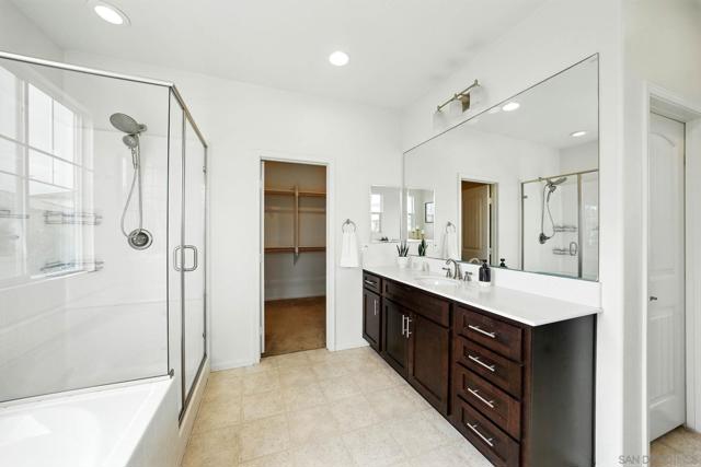 1705 Tuckers Grove Ave, Chula Vista CA: https://media.crmls.org/mediaz/2f68afc8-0edb-427c-bb7c-fead8278b62c.jpg