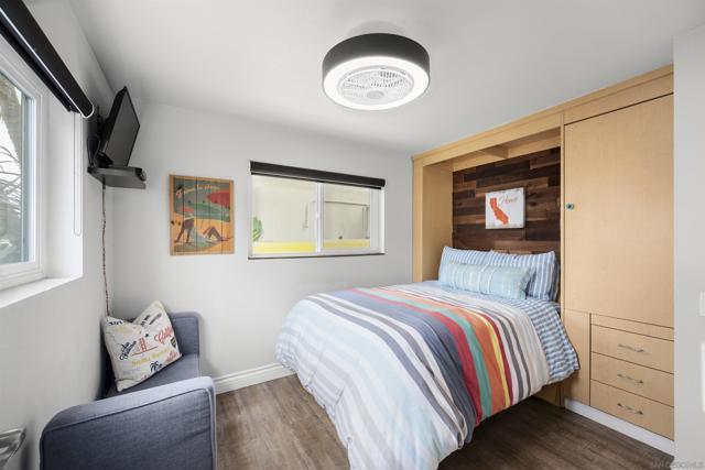 841 Pismo Ct, San Diego CA: https://media.crmls.org/mediaz/2f68de05-5185-4768-b876-5dc55f2b0468.jpg