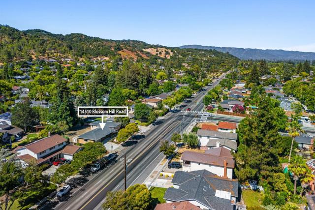 14510 Blossom Hill Road, Los Gatos CA: https://media.crmls.org/mediaz/2f690872-e34f-41c0-98f6-249014942b33.jpg