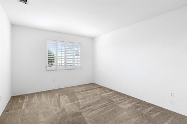815 Boyle Ave, Escondido CA: https://media.crmls.org/mediaz/2f69ac1e-7a59-4a53-b1a2-f221306b469d.jpg