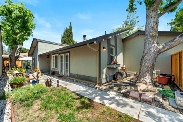 33 Hayes Avenue, San Jose CA: https://media.crmls.org/mediaz/2f6a039d-09b6-48b6-a2cd-0f80375882ba.jpg