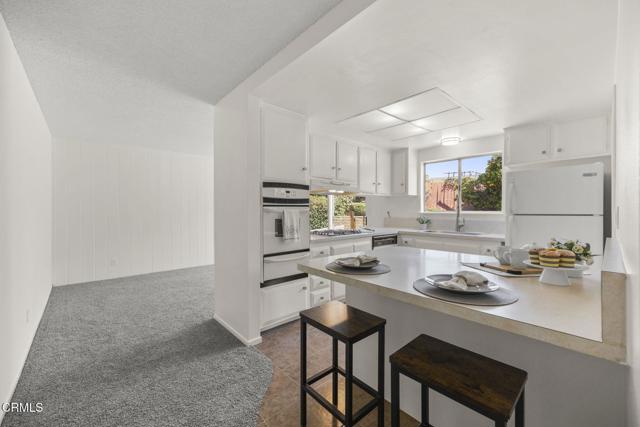 8699 Roswell Street, Ventura CA: https://media.crmls.org/mediaz/2f6a5fac-de57-4aab-9712-3981674201cc.jpg