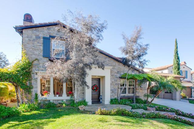 Detail Gallery Image 2 of 72 For 6797 Obsidian Pl, Carlsbad,  CA 92009 - 5 Beds | 4/1 Baths