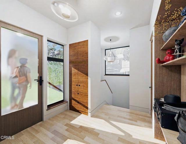 1070 N Oban Dr, Los Angeles CA: https://media.crmls.org/mediaz/2f6b494b-d012-4a08-98f8-b10fc7bd5dff.jpg
