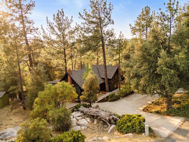 8648 Valley View Trail, Pine Valley CA: https://media.crmls.org/mediaz/2f6bc537-1539-49de-acb7-72cce0b6c033.jpg
