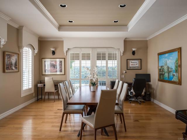 30419 Canyon Estates Road, Vista CA: https://media.crmls.org/mediaz/2f6d4c79-dc09-49ae-82eb-6ce9e17a40f6.jpg
