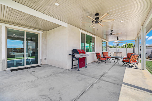 50298 Paseo Cadiz, Coachella CA: https://media.crmls.org/mediaz/2f6d6f5a-3ed7-4e52-bddf-3c9cd3430a0d.jpg