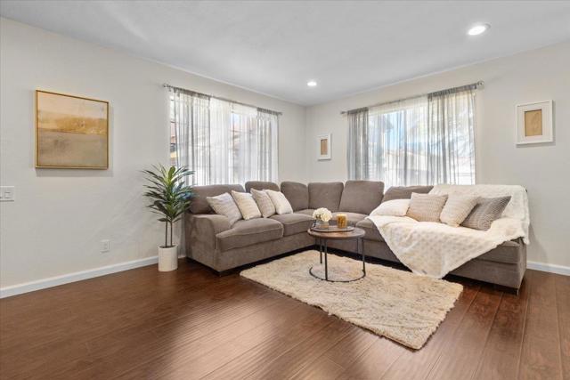 5439 Colony Green Drive, San Jose CA: https://media.crmls.org/mediaz/2f6e3444-52c7-40d3-b808-eb98d17b8f49.jpg