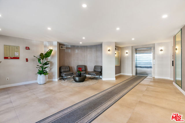 120 N Swall Drive, Los Angeles CA: https://media.crmls.org/mediaz/2f6ea59b-b6a8-401f-82a1-4220cbfd74d0.jpg