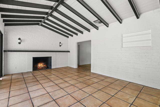 839 N Avenida Olivos, Palm Springs CA: https://media.crmls.org/mediaz/2f6ef83f-5ee0-4754-a8f7-3802ba3b9580.jpg