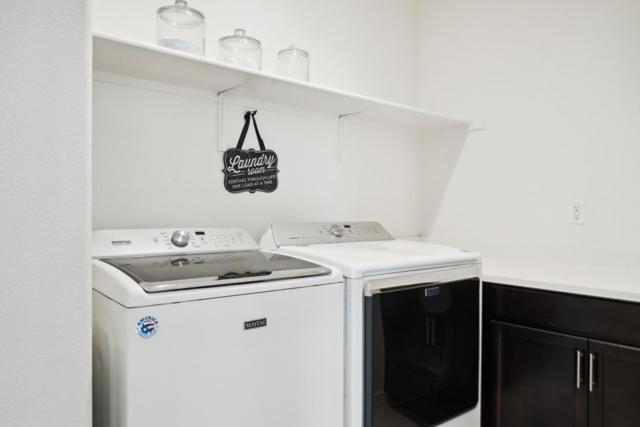 185 Tanoak Street, Hollister CA: https://media.crmls.org/mediaz/2f705bb8-2b6c-48f9-85f6-222e8d2ef5f3.jpg