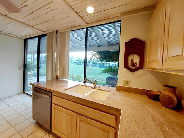 45885 Algonquin Circle, Indian Wells CA: https://media.crmls.org/mediaz/2f70a60b-05c0-422b-9a4f-73744fb2819e.jpg