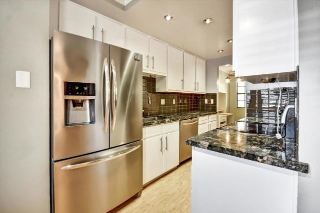 175 Evandale Avenue, Mountain View CA: https://media.crmls.org/mediaz/2f716bc5-5bb5-4a24-9eaf-9369de2709ba.jpg