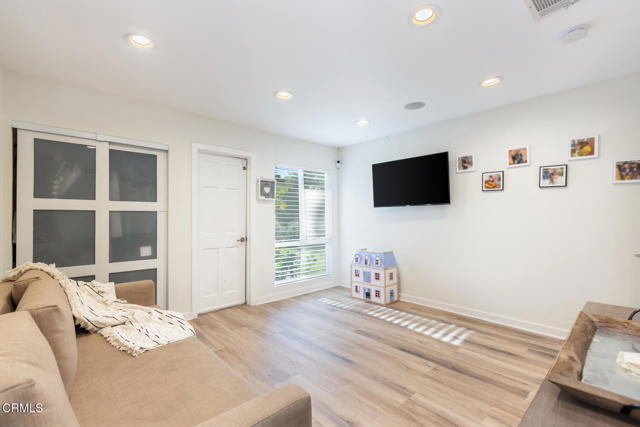 Detail Gallery Image 39 of 52 For 3623 Saint Elizabeth Rd, Glendale,  CA 91206 - 3 Beds | 2 Baths