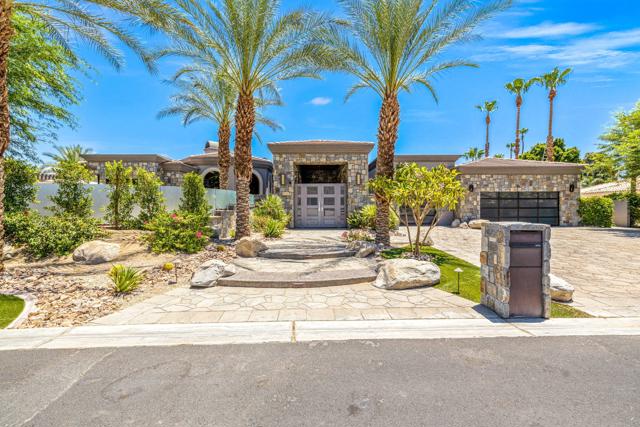 28 Clancy Lane S Lane, Rancho Mirage CA: https://media.crmls.org/mediaz/2f71c385-b35b-4682-8c76-730e8c74c29c.jpg