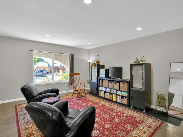1567 Wilton Road, Livermore CA: https://media.crmls.org/mediaz/2f7277c4-9ac1-4118-b695-d53c11978292.jpg