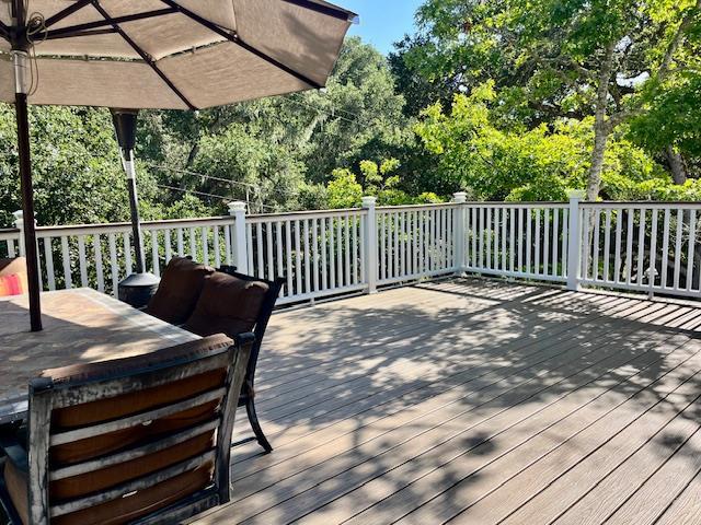 442 Corral De Tierra Road, Salinas CA: https://media.crmls.org/mediaz/2f72c5ed-b446-45c0-a4a4-c8924143d81c.jpg