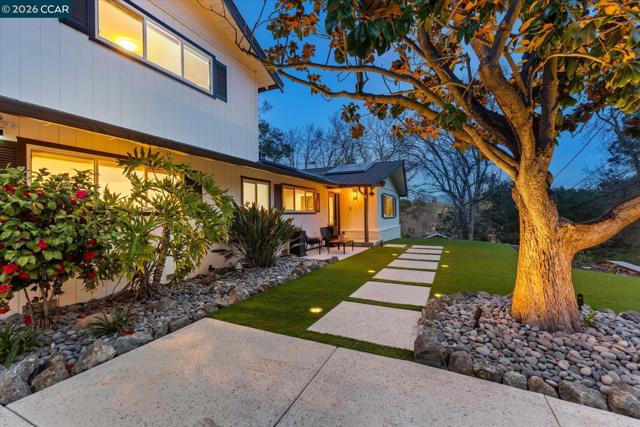 Image 3 of 51 For 1816 Meadow Ln