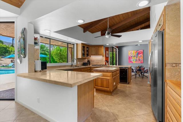 1655 Ridgemore Drive, Palm Springs, CA 92264