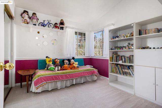 4704 Crestone Needle Way, Antioch CA: https://media.crmls.org/mediaz/2f740f71-a382-4981-9c02-ca0efc1daa33.jpg