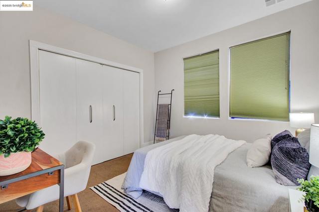 Image 22 of 39 For 1095 67th St