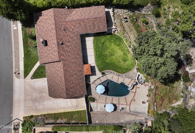 876 Emerson Street, Thousand Oaks CA: https://media.crmls.org/mediaz/2f7438fd-47ef-40d6-9a03-822eeca85ee4.jpg