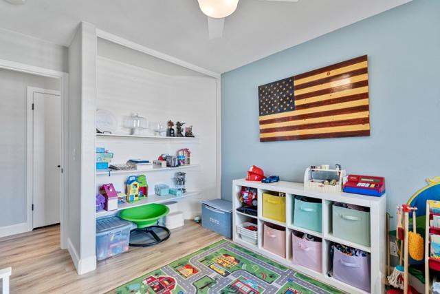 2399 Paradise Drive, Hollister CA: https://media.crmls.org/mediaz/2f74b2fe-b817-4f70-a1a3-edafc08b5506.jpg