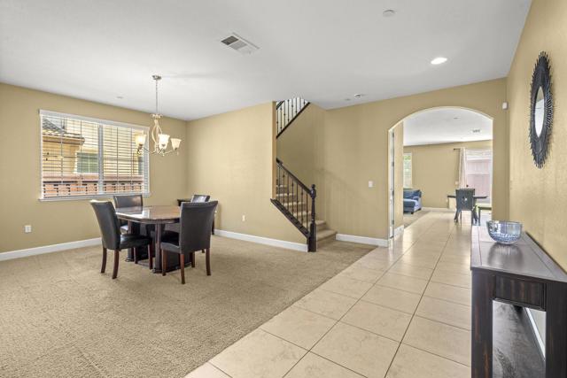 1420 Cielo Vista Lane, Gilroy CA: https://media.crmls.org/mediaz/2f762d4b-a208-40af-9f34-77831311c1b3.jpg