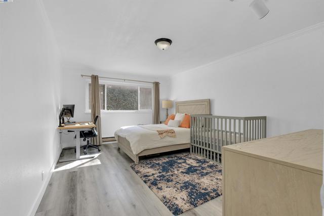 2500 Miramar Ave, Castro Valley CA: https://media.crmls.org/mediaz/2f76b506-ec05-42c8-945a-a140d64e487e.jpg