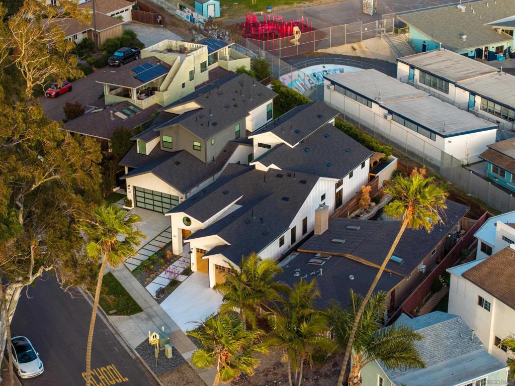 MLS #250027065SD img 44