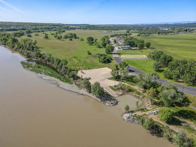 19709 Sweet Brier Place,  CA: https://media.crmls.org/mediaz/2f77c230-474b-4673-be0f-1ceb3bc0b816.jpg