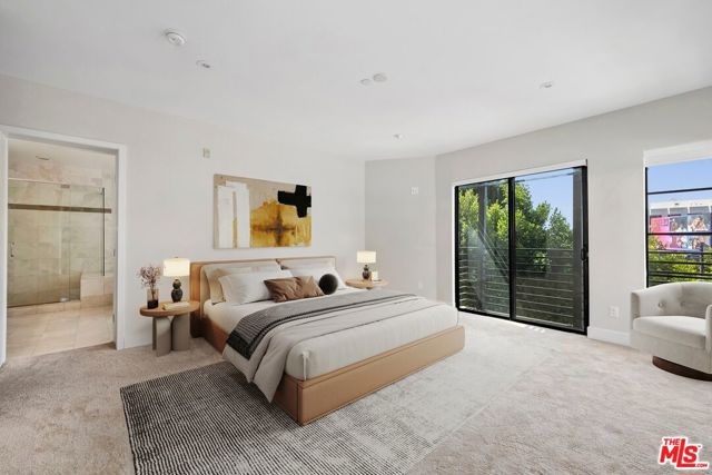 8788 Shoreham Drive, West Hollywood CA: https://media.crmls.org/mediaz/2f77c9ac-ed7c-4a48-a0fa-b442b55e4d87.jpg