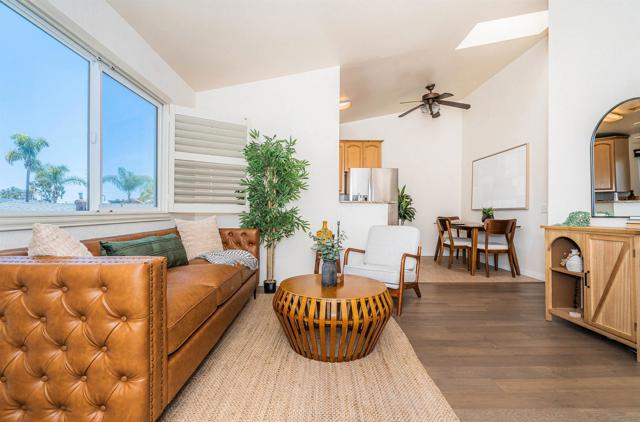 4353 Felton St, San Diego CA: https://media.crmls.org/mediaz/2f78a905-992f-4f8a-8a29-f7ca2603cd3d.jpg