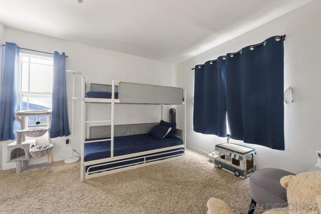 2176 Pointe Pkwy, Spring Valley CA: https://media.crmls.org/mediaz/2f79f99f-a868-49a8-b77e-b6542c11b401.jpg