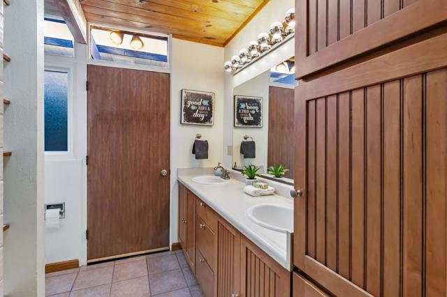 1760 Lexington Avenue, San Mateo CA: https://media.crmls.org/mediaz/2f7a5954-d323-4917-8bce-f393c76fa303.jpg