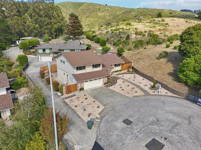 908 Park Pacifica Avenue, Pacifica CA: https://media.crmls.org/mediaz/2f7b0705-7099-4527-9409-c2af2f92c128.jpg
